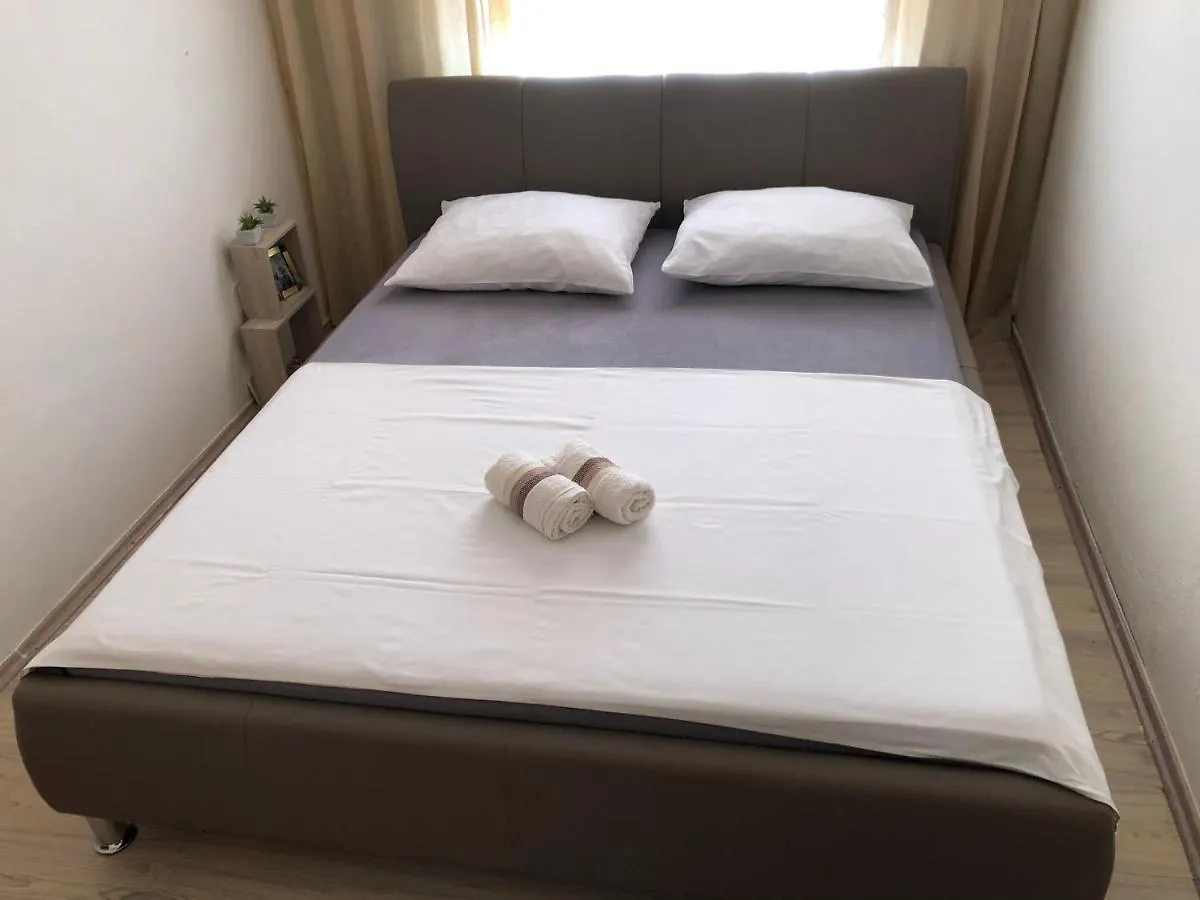 Starigrad Paklenica-Josipa Apartmani Апартаменты