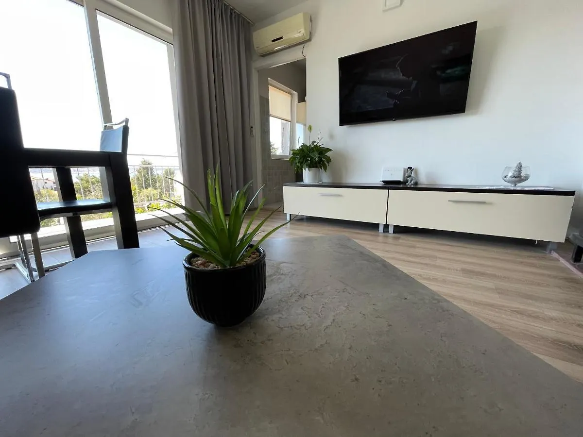 Starigrad Paklenica-Josipa Apartmani Стариград-Пакленица