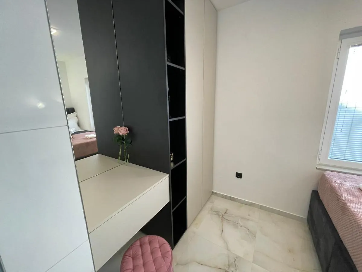 Апартаменты Starigrad Paklenica-Josipa Apartmani Хорватия