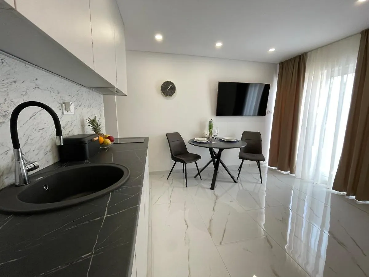 Starigrad Paklenica-Josipa Apartmani 0*, Starigrad Paklenica